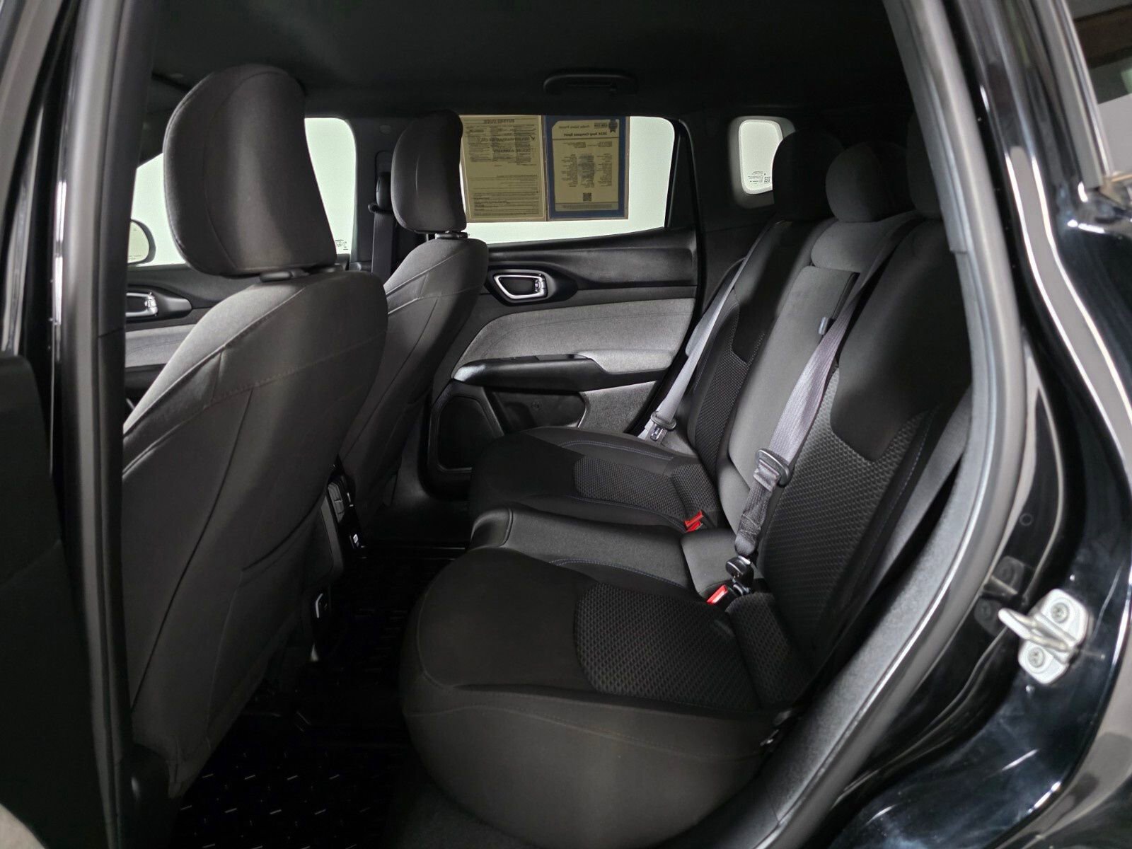 Used 2024 Jeep Compass Sport AWD/4WD image 15