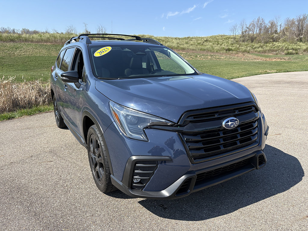 Used 2023 Subaru Ascent Onyx Edition AWD/4WD image 7