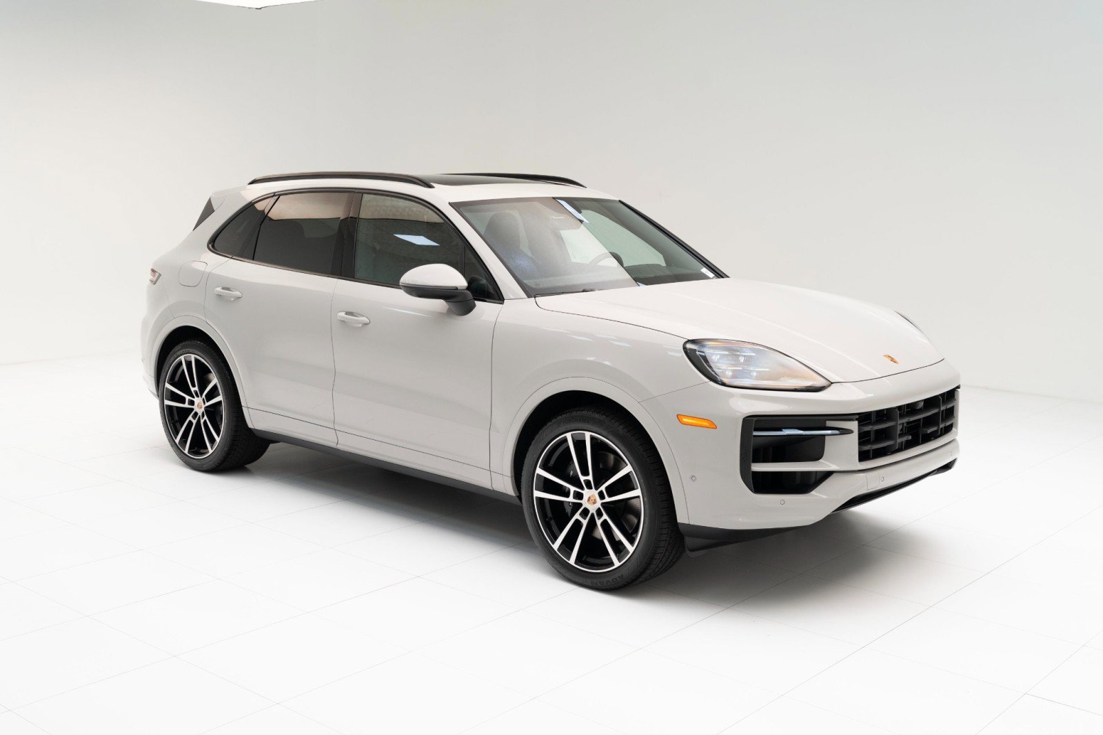 New 2025 Porsche Cayenne image 7
