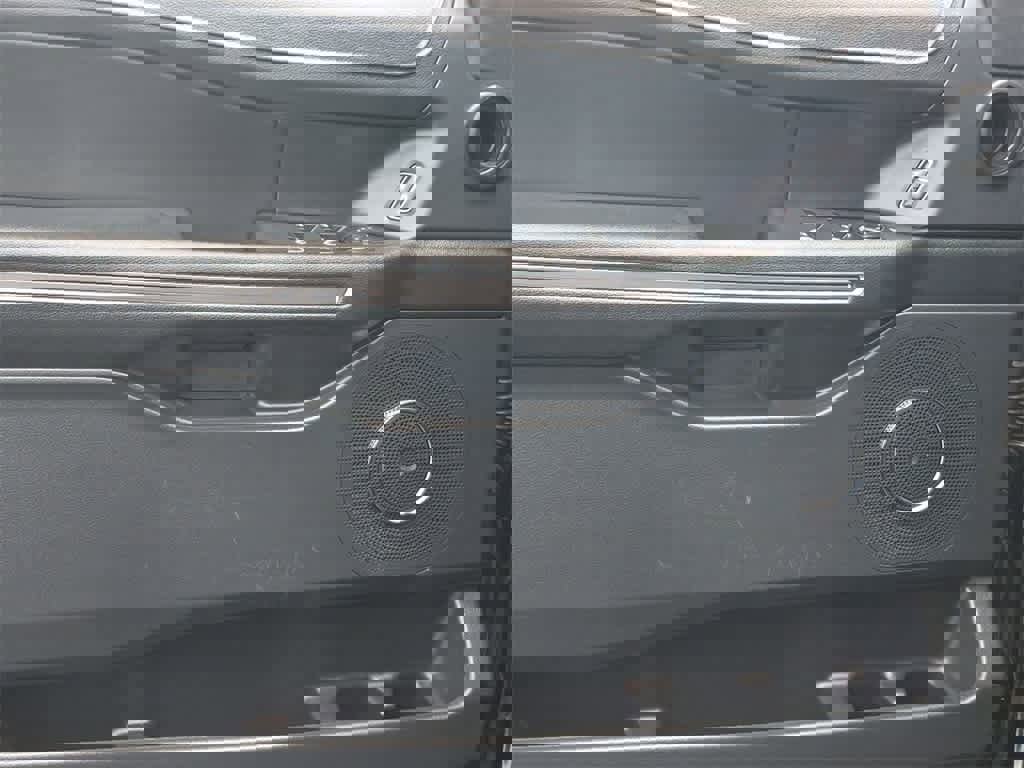 Used 2022 Ford Expedition Max XLT w/ Livery Package image 16