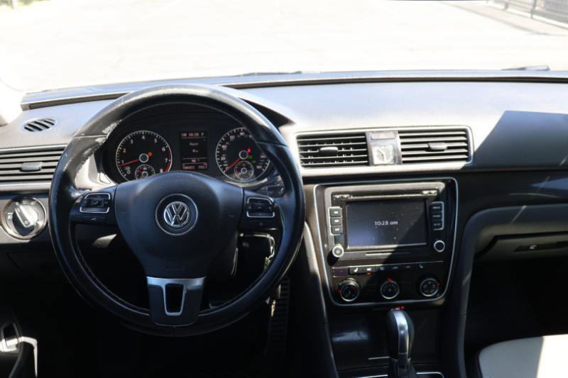 Used 2015 Volkswagen Passat 1.8T Sport FWD image 15