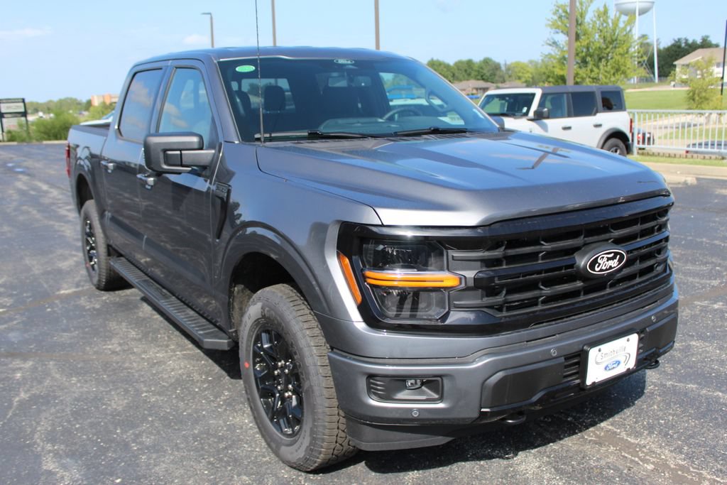 New 2026 Ford F150 XLT w/ Equipment Group 302A MID AWD/4WD image 8