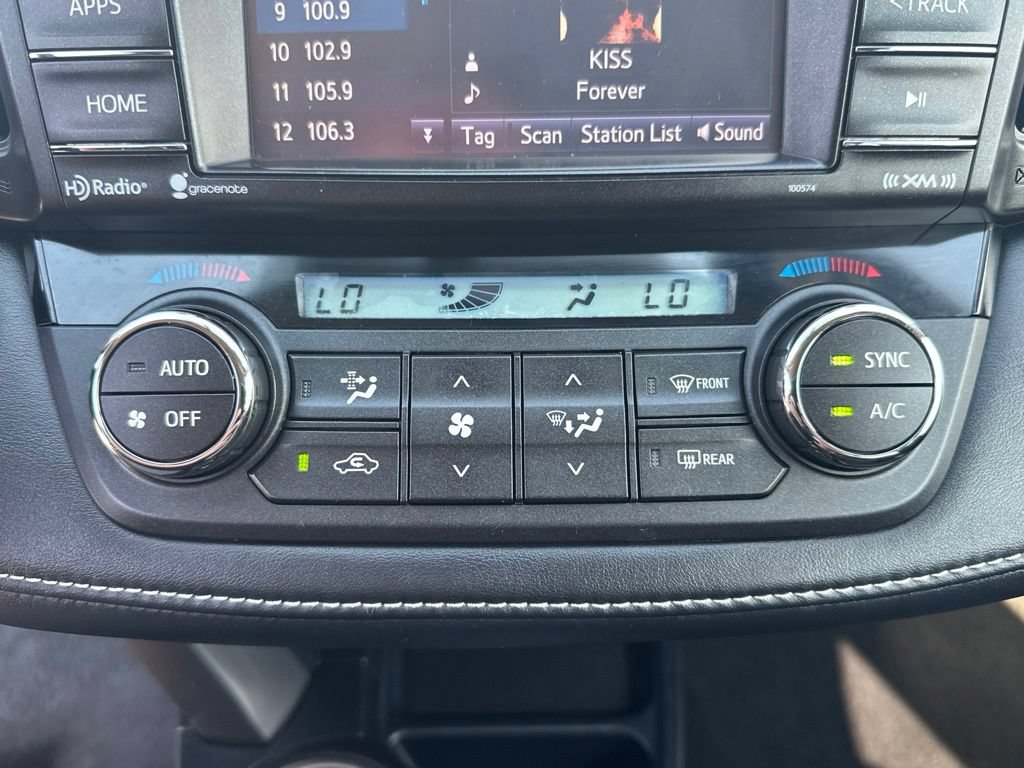 Used 2016 Toyota RAV4 XLE AWD/4WD image 21