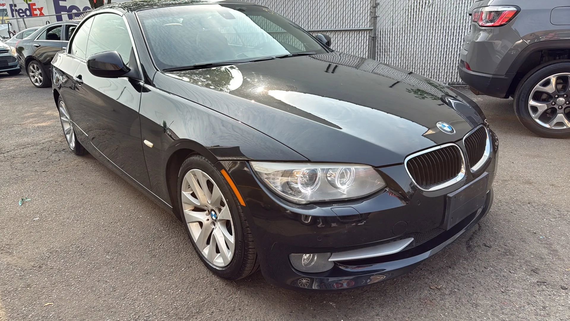 Used 2013 BMW 328i Convertible image 3