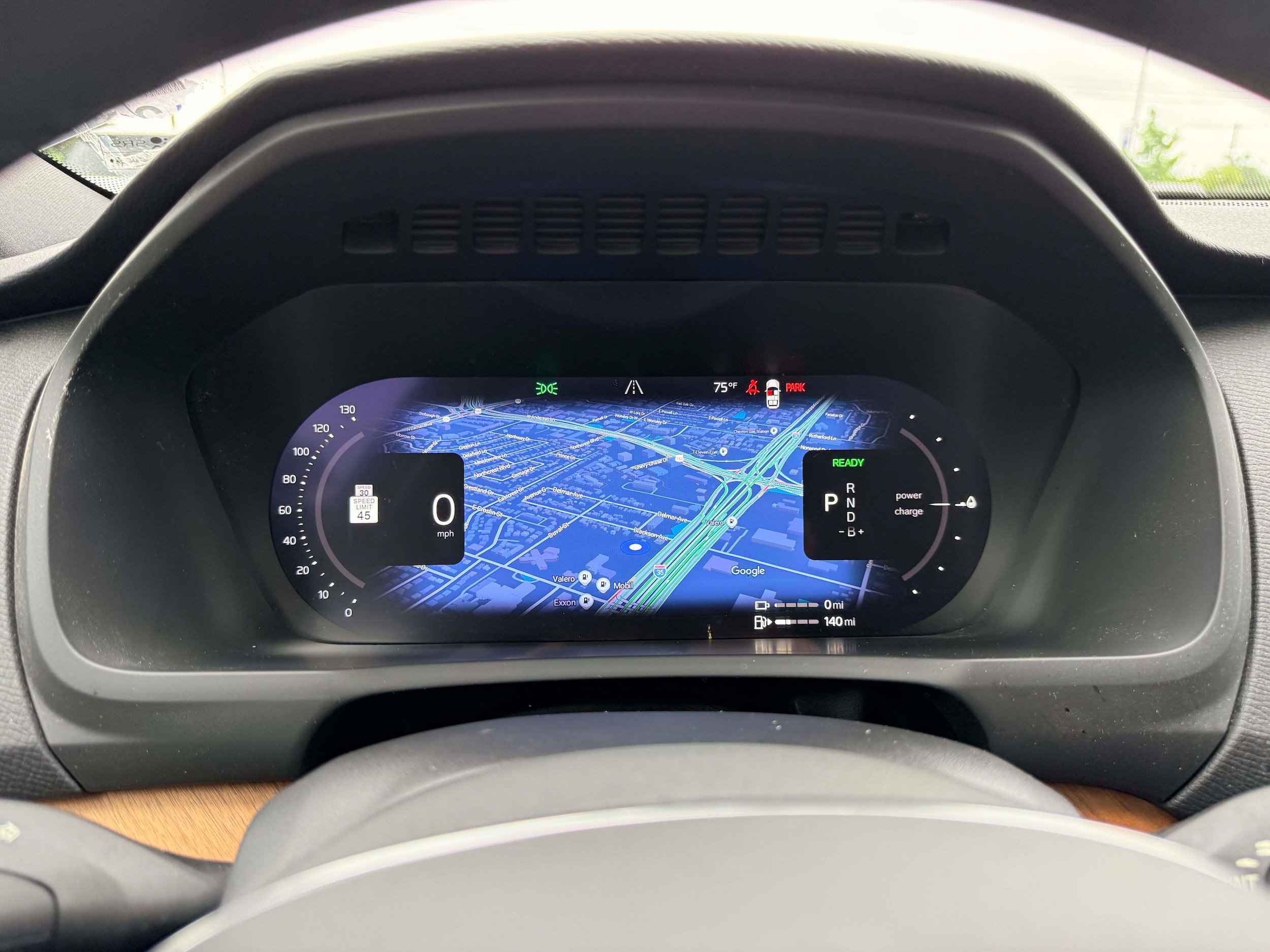 Certified 2023 Volvo XC90 T8 Plus AWD/4WD image 18