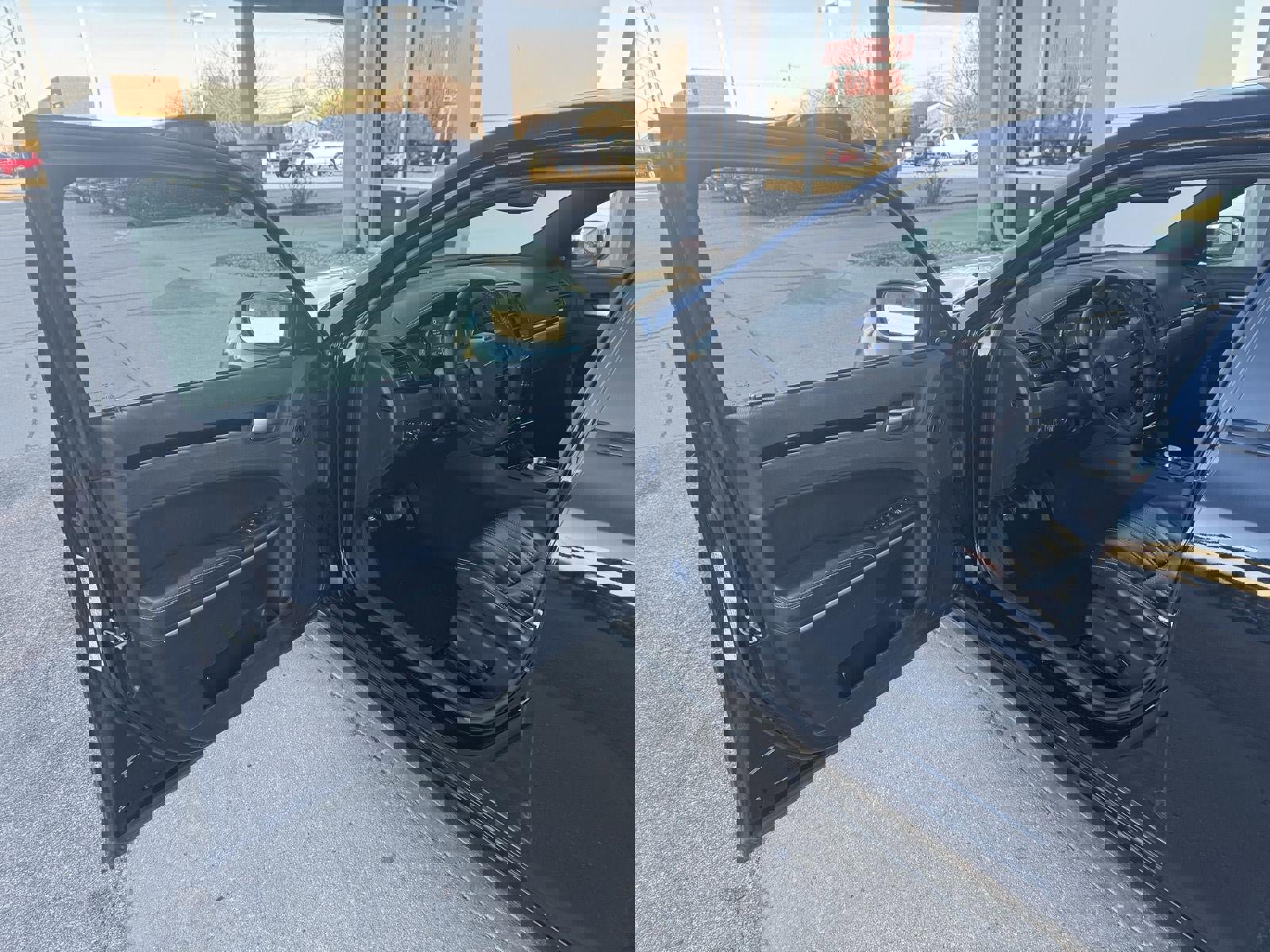 Used 2023 Chrysler 300 S image 10