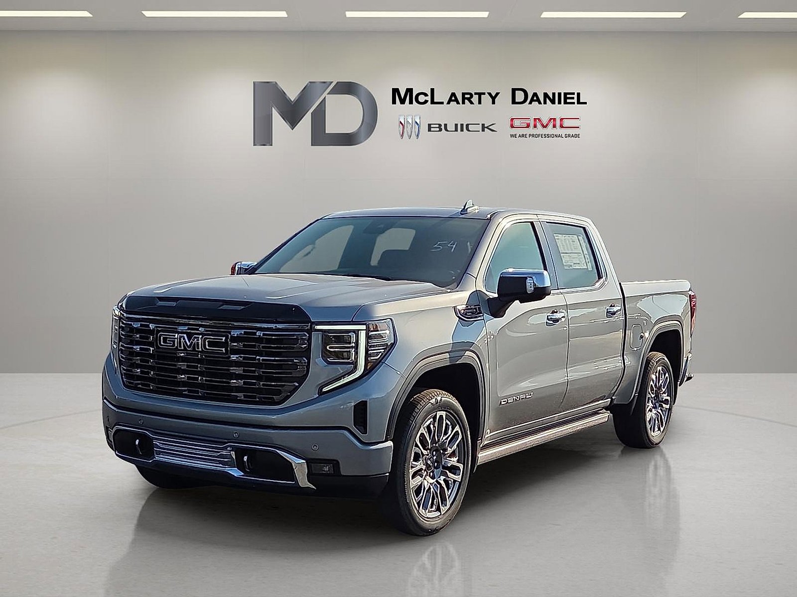 New 2026 GMC Sierra 1500 Denali Ultimate image 2