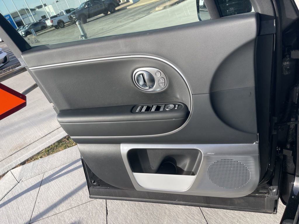 New 2026 Hyundai Ioniq 9 Calligraphy image 38