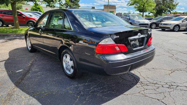 Used 2004 Toyota Avalon XLS FWD image 9