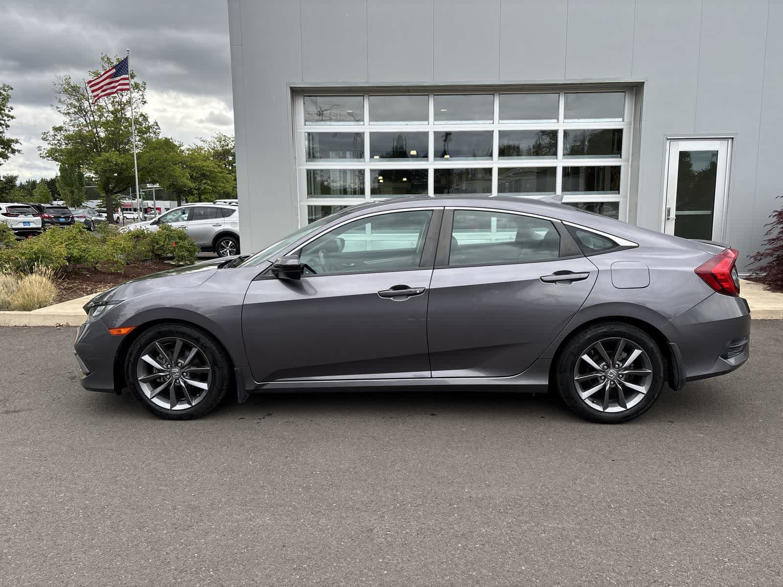Used 2019 Honda Civic EX image 2