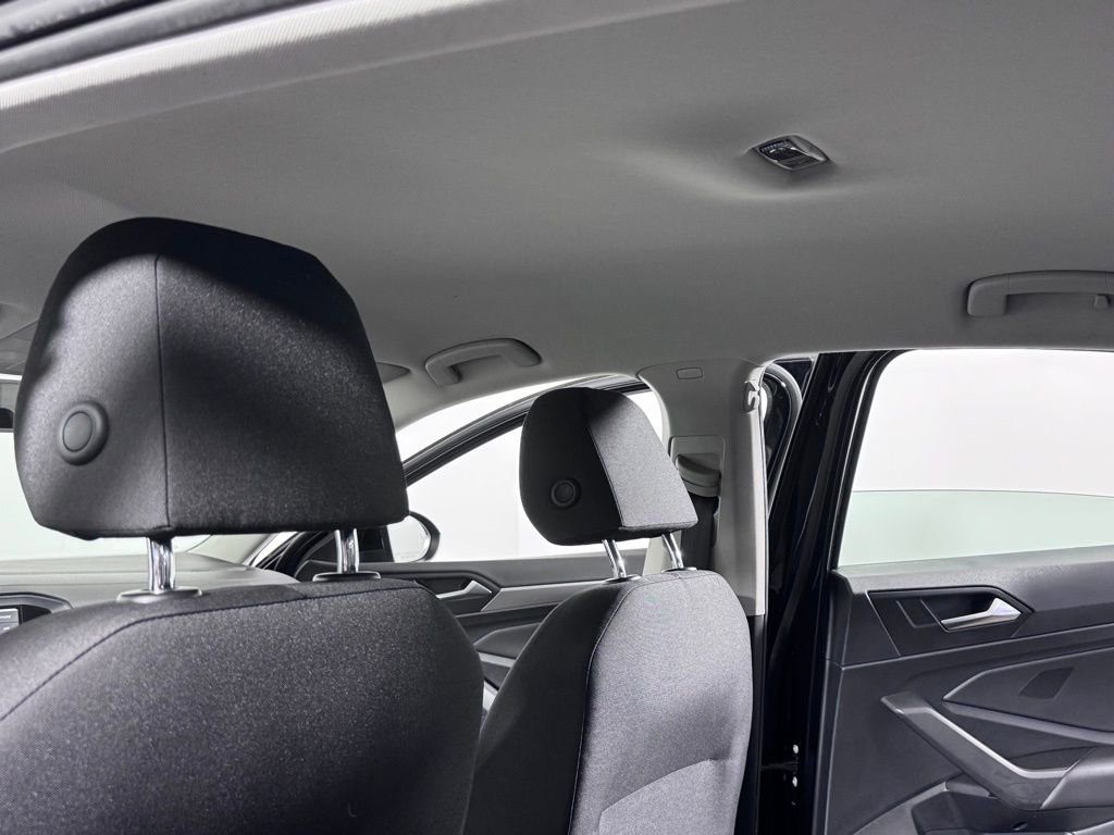 Used 2020 Volkswagen Jetta S image 25