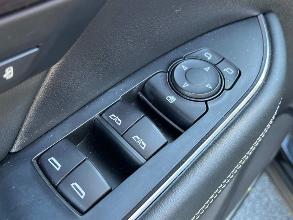 Used 2022 Buick Envision Avenir w/ Premium Seat Package image 27