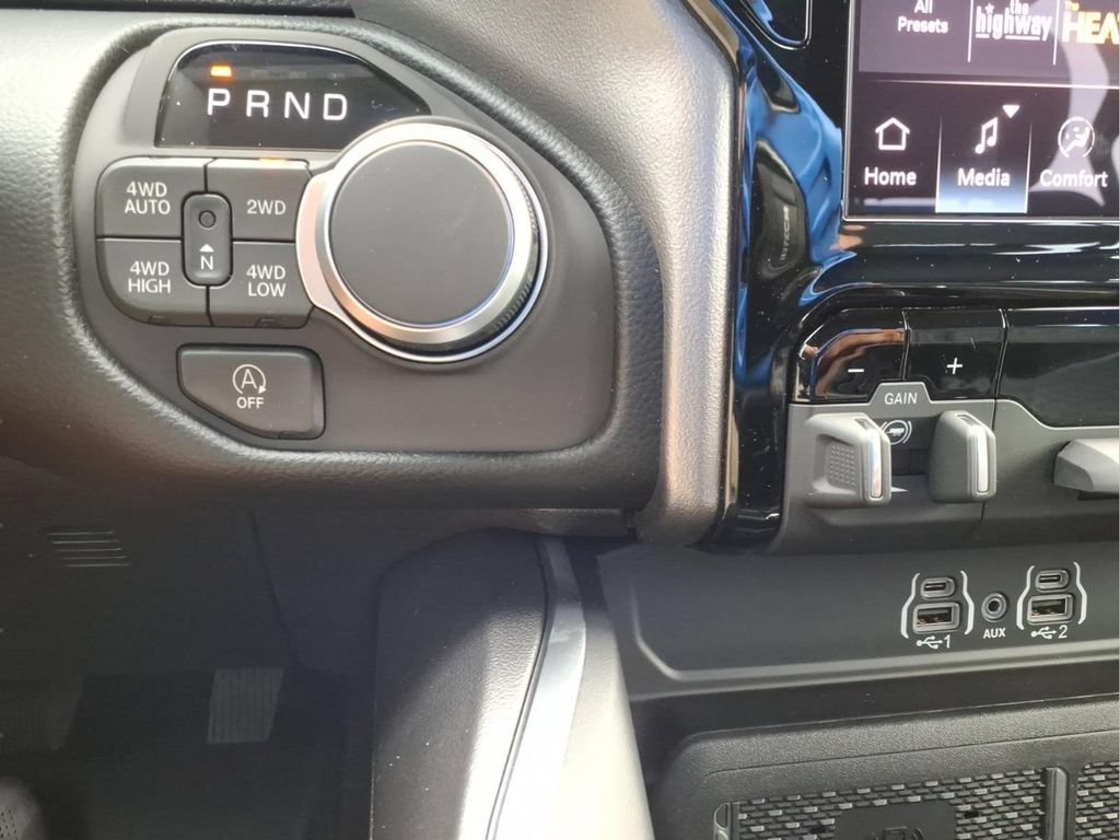 New 2026 RAM 1500 Lone Star AWD/4WD image 12