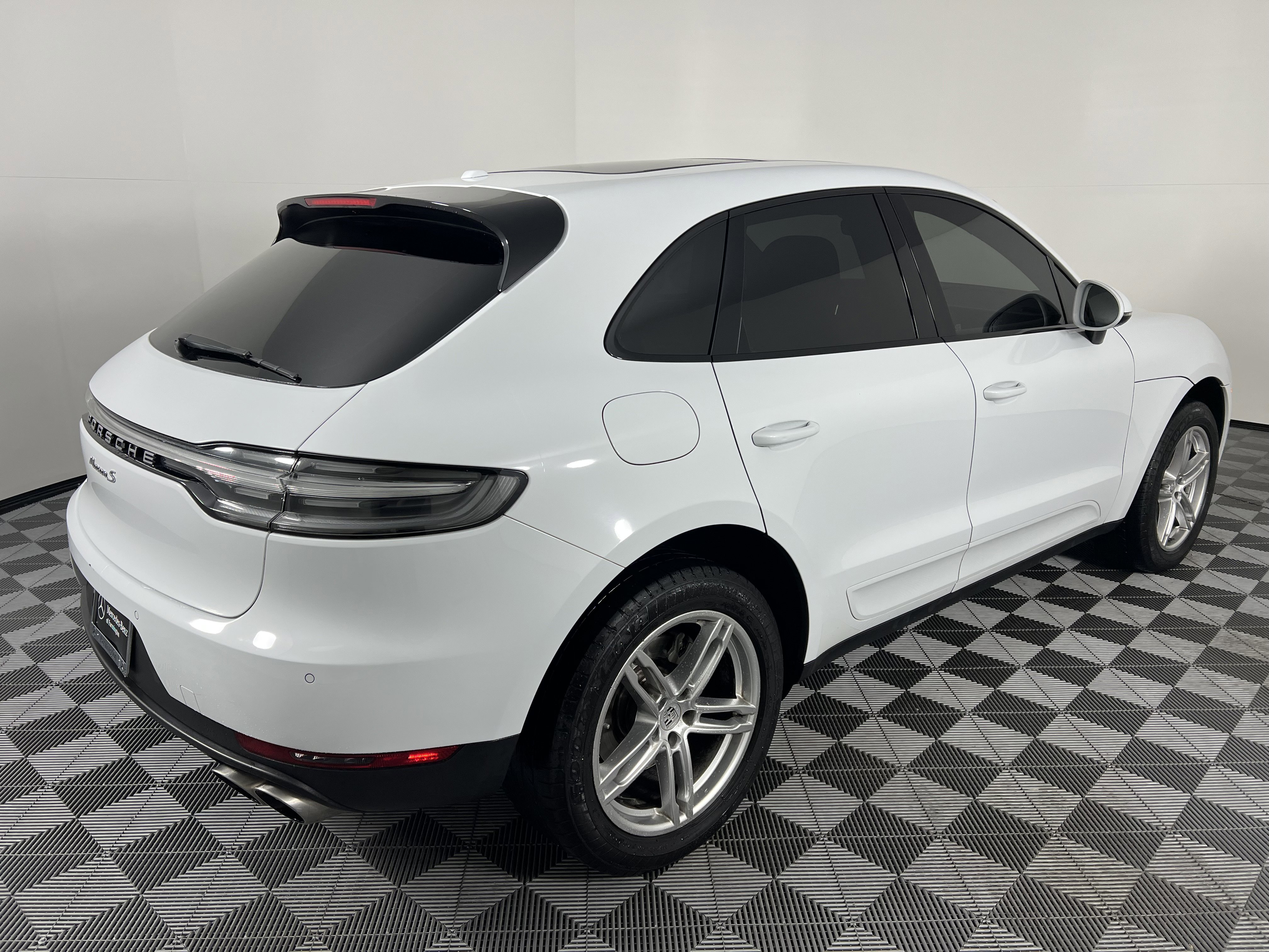 Used 2020 Porsche Macan S image 13