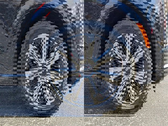 New 2025 Cadillac Escalade IQ Luxury 2 image 11