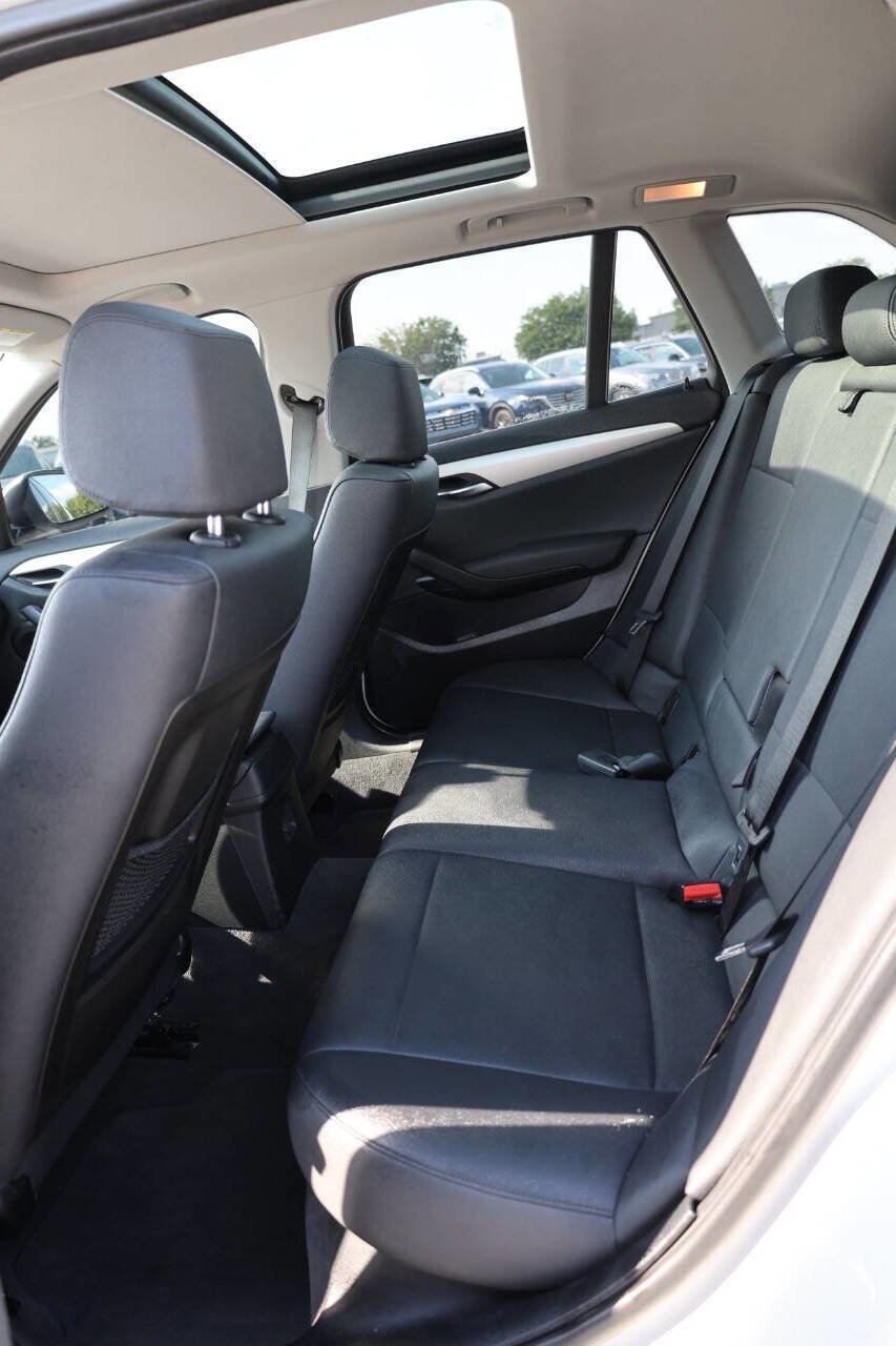 Used 2015 BMW X1 sDrive28i image 16