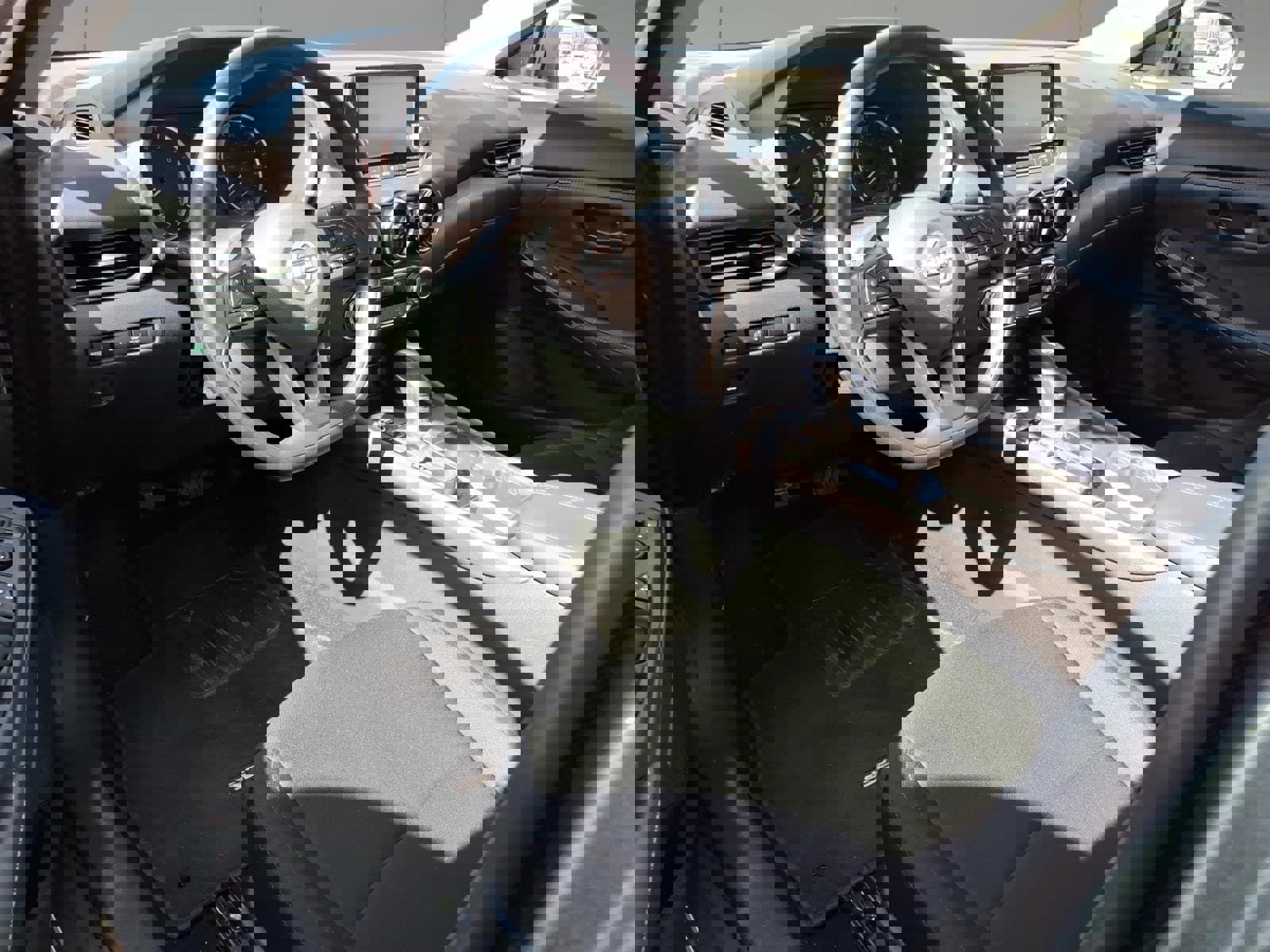 Used 2025 Nissan Sentra S image 10