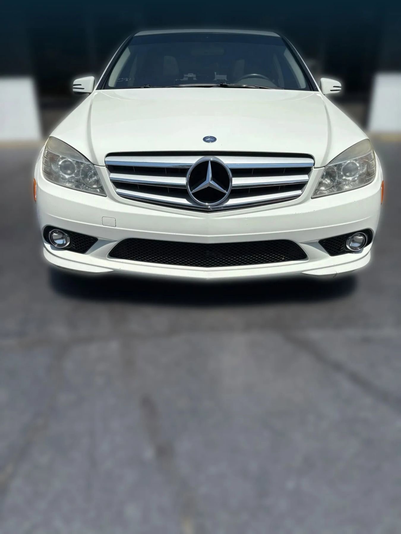 Used 2010 Mercedes-Benz C 300 Sedan image 8
