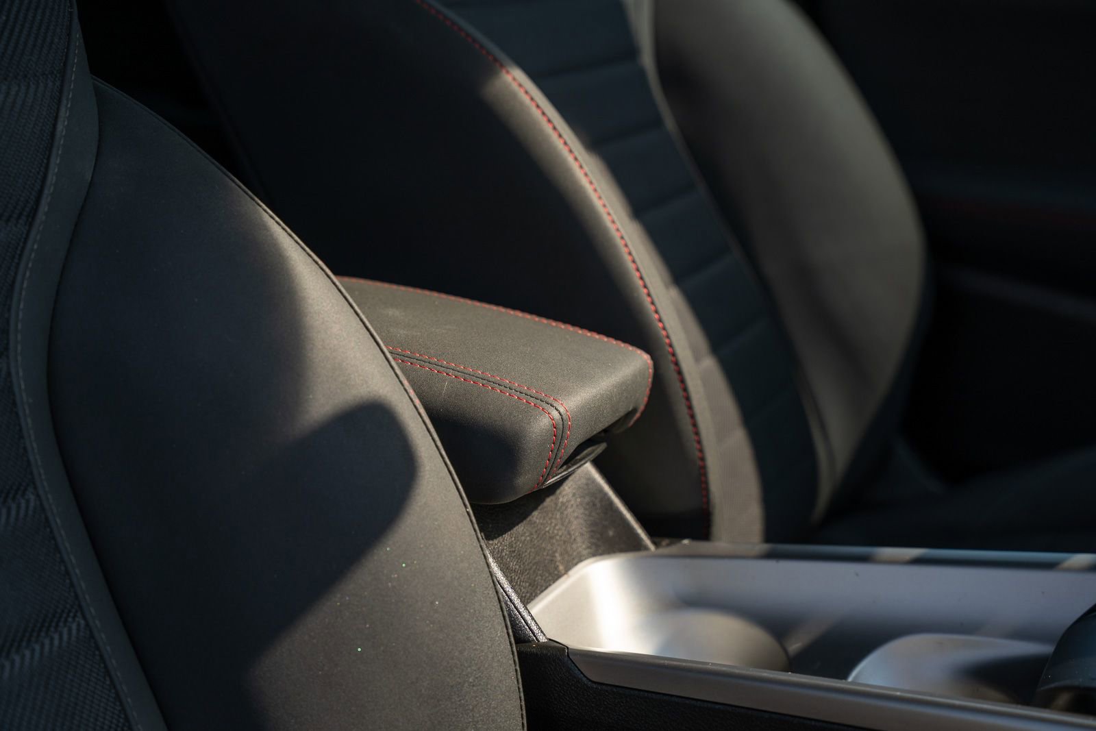 Used 2024 Dodge Hornet R/T image 17