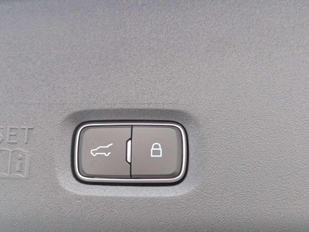 New 2027 Lincoln Navigator Reserve AWD/4WD image 15