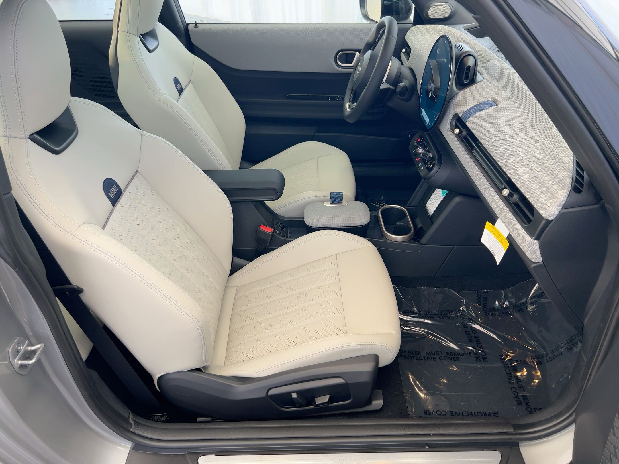 New 2026 MINI Cooper 2-Door Hardtop FWD image 30