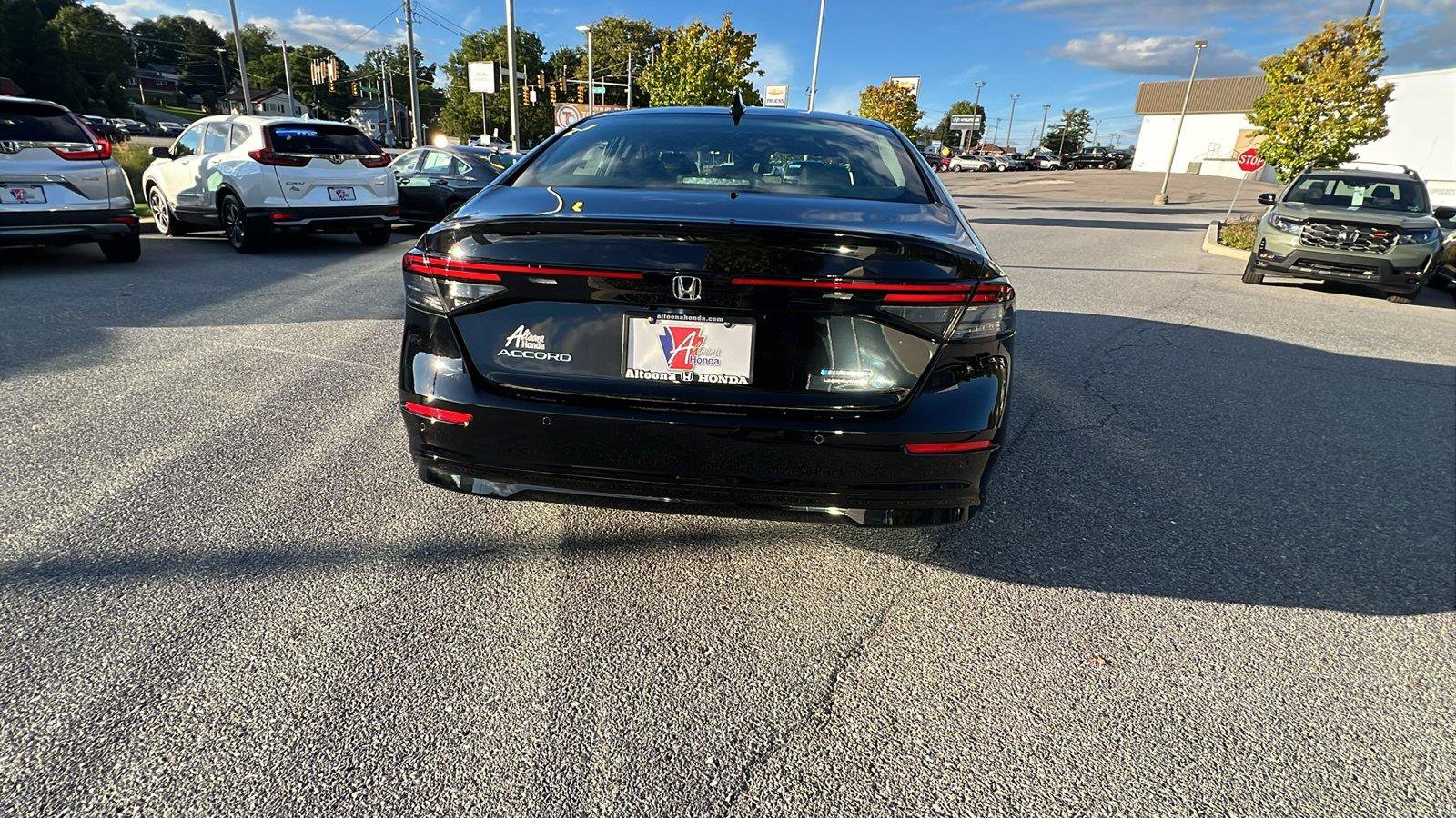 New 2026 Honda Accord Touring image 5