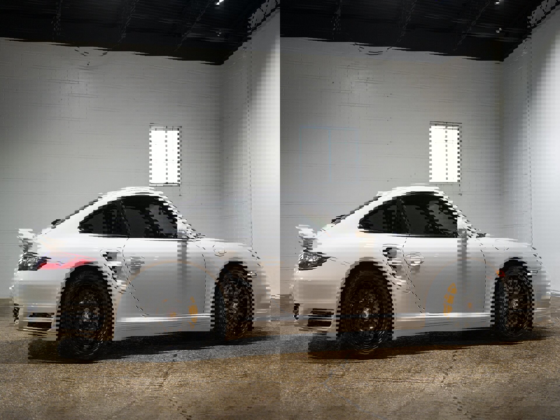 Used 2013 Porsche 911 Turbo S image 11