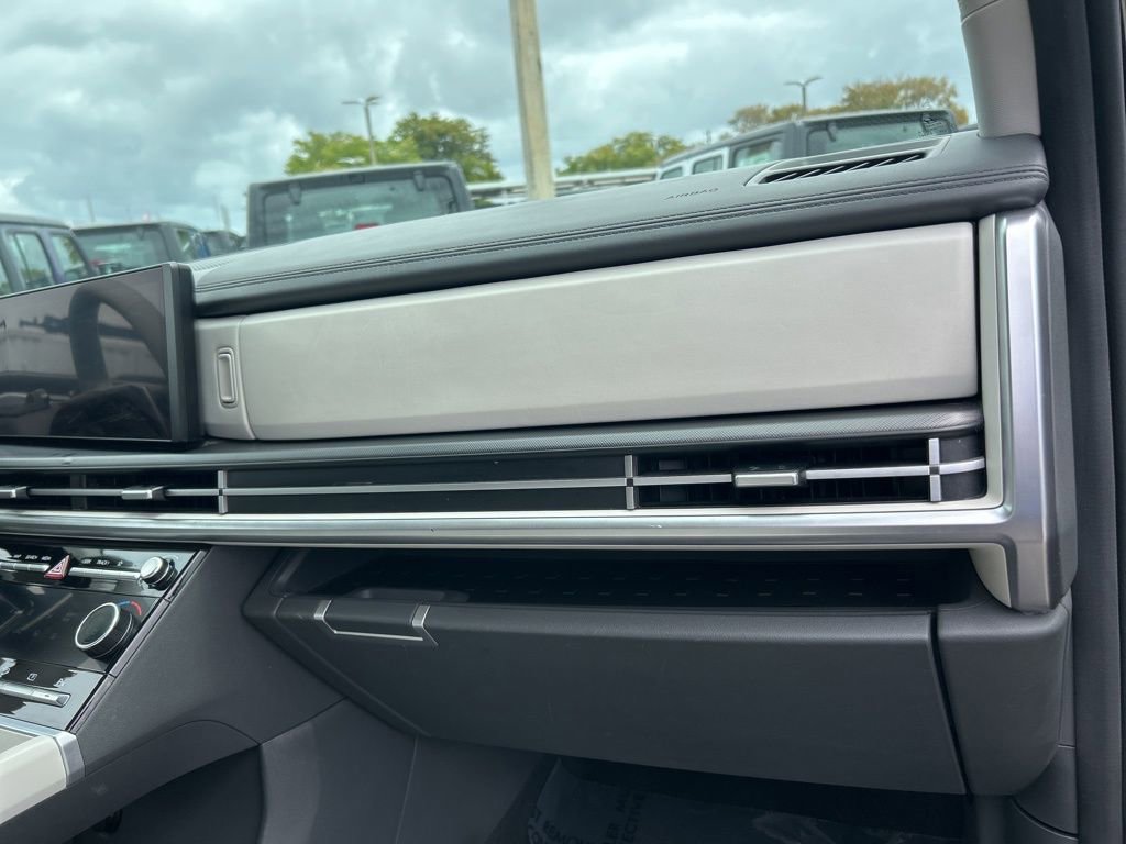 Used 2024 Hyundai Santa Fe SEL image 24