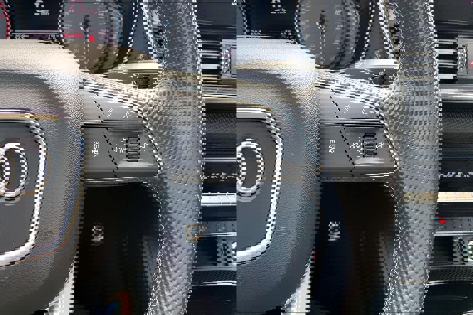 Used 2022 Audi SQ5 Premium w/ Convenience Package image 25