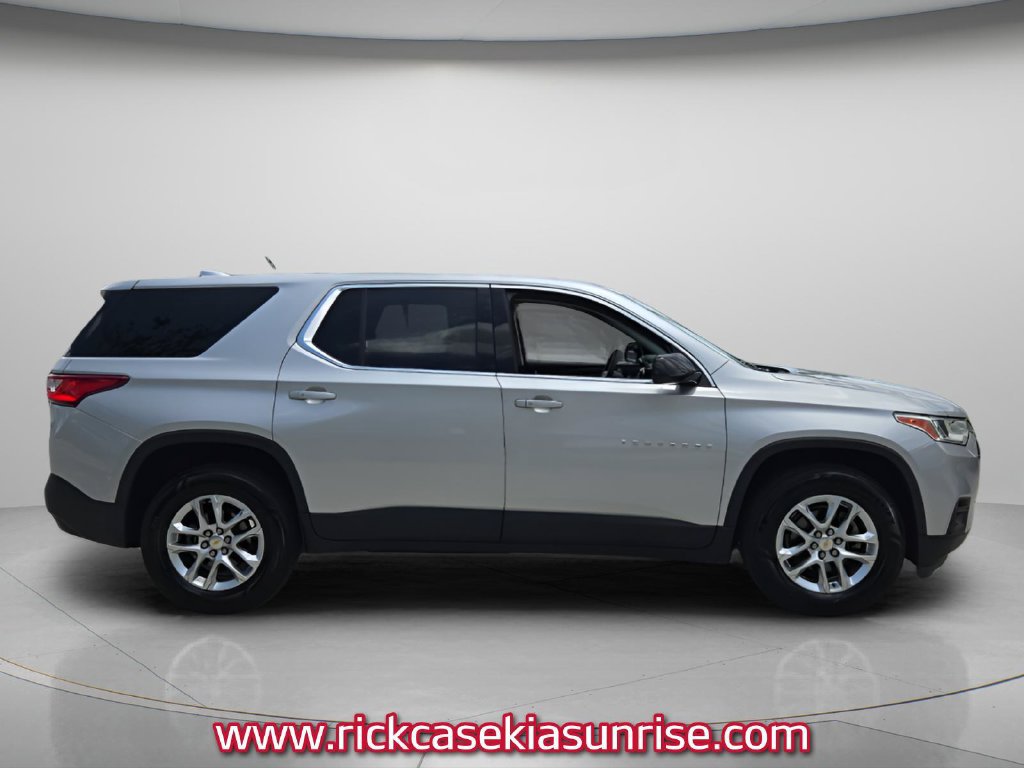 Used 2019 Chevrolet Traverse LS FWD image 4