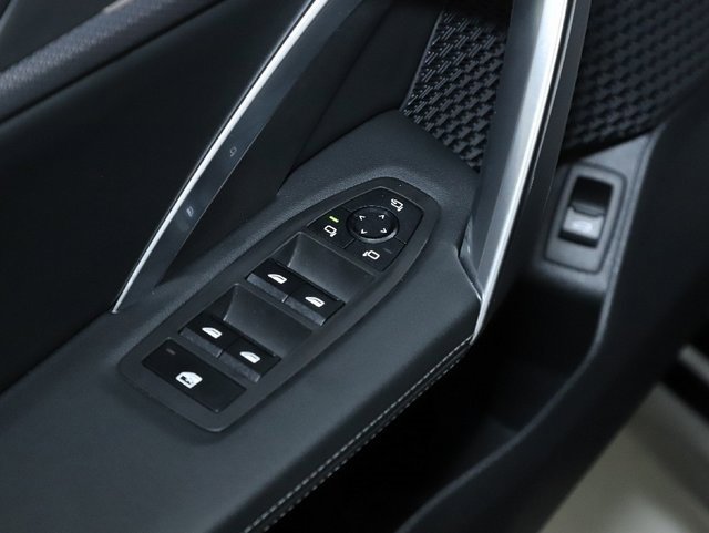 Used 2025 BMW X1 M35i image 17