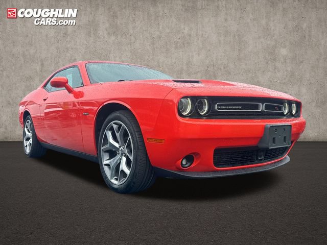 Used 2016 Dodge Challenger R/T Plus RWD image 1