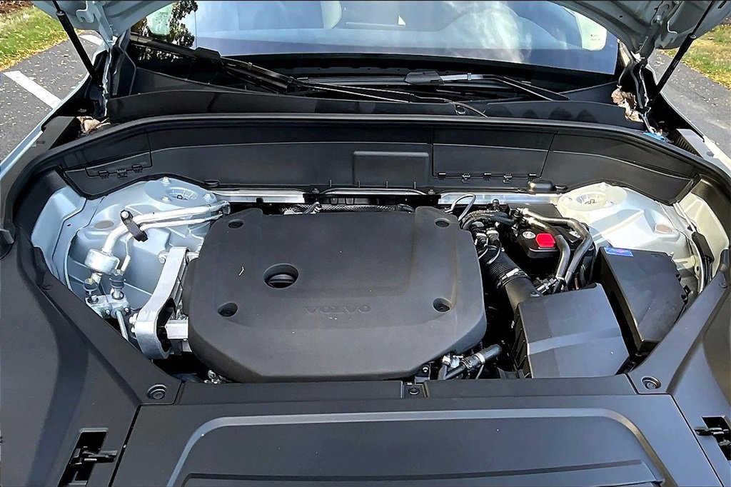 New 2026 Volvo XC90 B6 Plus w/ Protection Package image 11