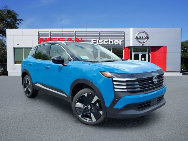 New 2026 Nissan Kicks SR FWD image 2