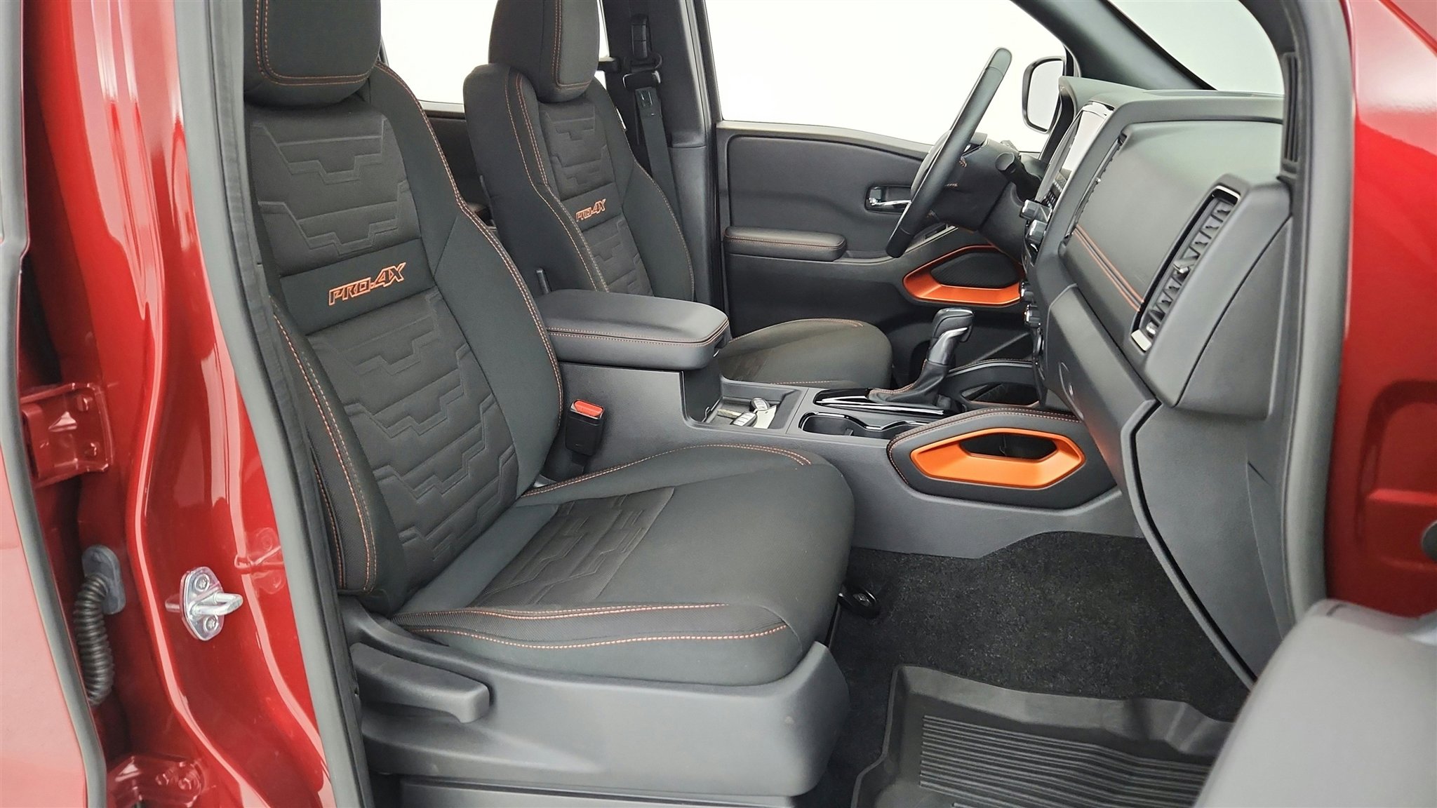 Used 2022 Nissan Frontier PRO-4X w/ Technology Package image 37