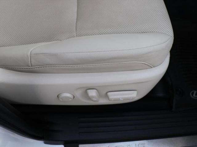 Used 2023 Lexus GX 460 Premium w/ Accessory Package image 10