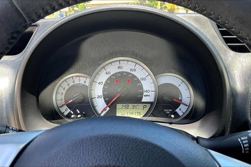 Used 2012 Toyota Yaris SE FWD image 11