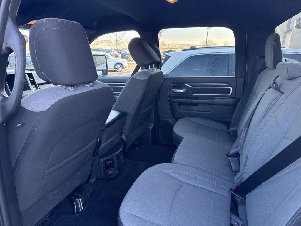 Used 2024 RAM 3500 Big Horn AWD/4WD image 35