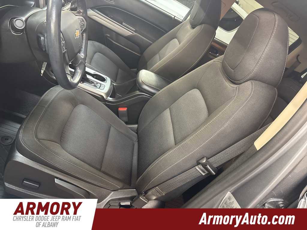 Used 2022 Chevrolet Colorado LT w/ LT Convenience Package image 13