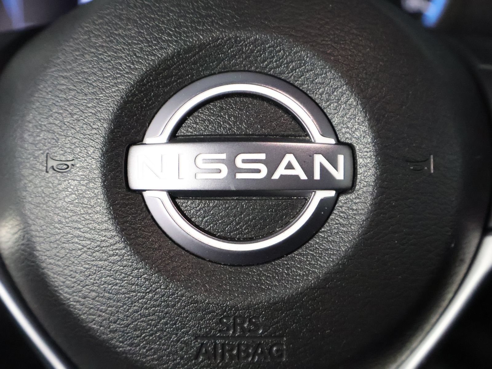 Used 2025 Nissan Leaf S FWD image 33
