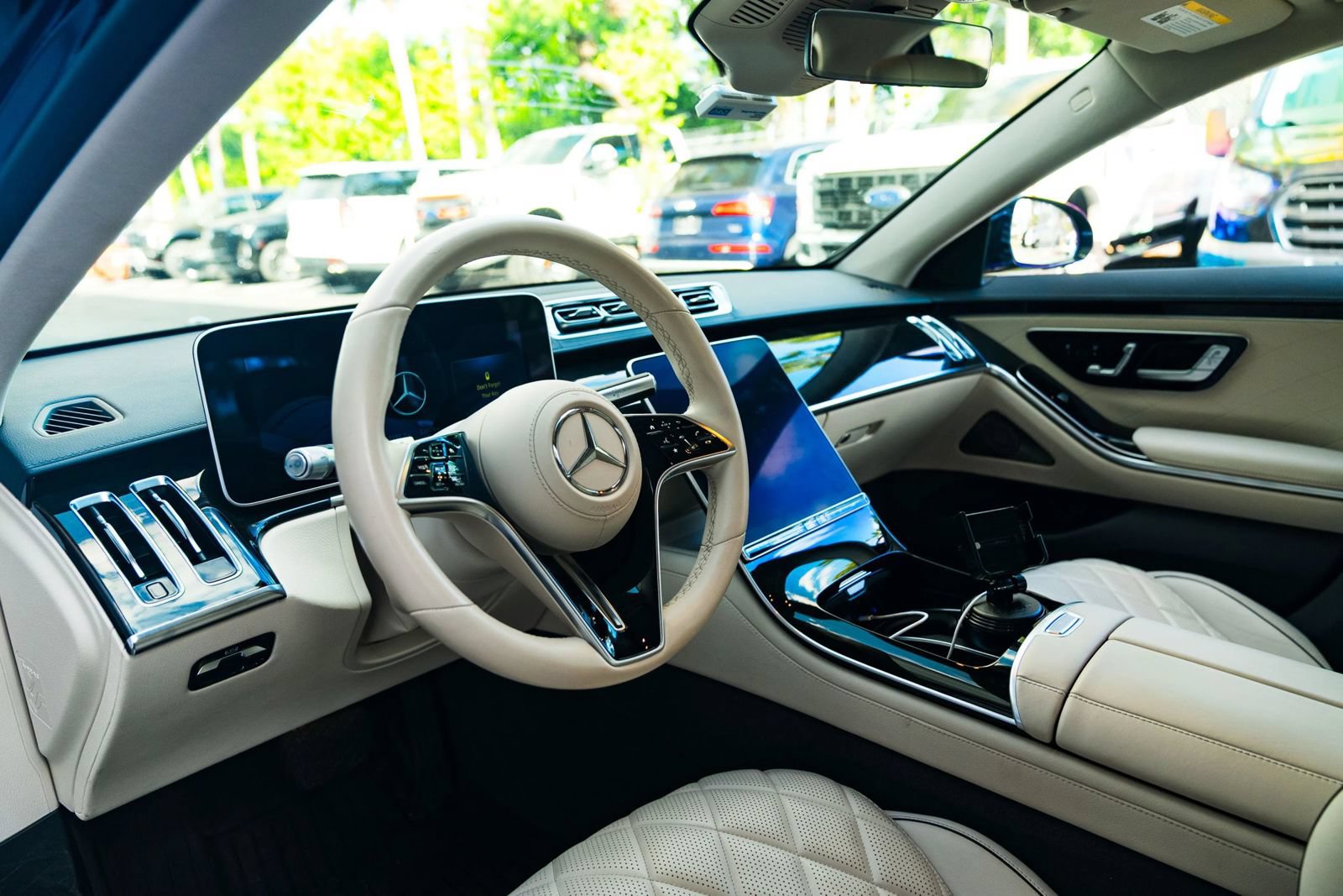 Used 2023 Mercedes-Benz S 580 4MATIC Sedan image 16