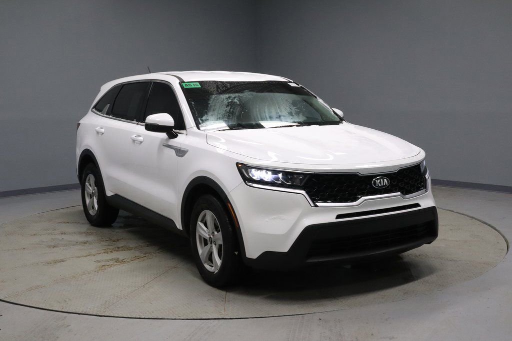 Used 2021 Kia Sorento LX image 1