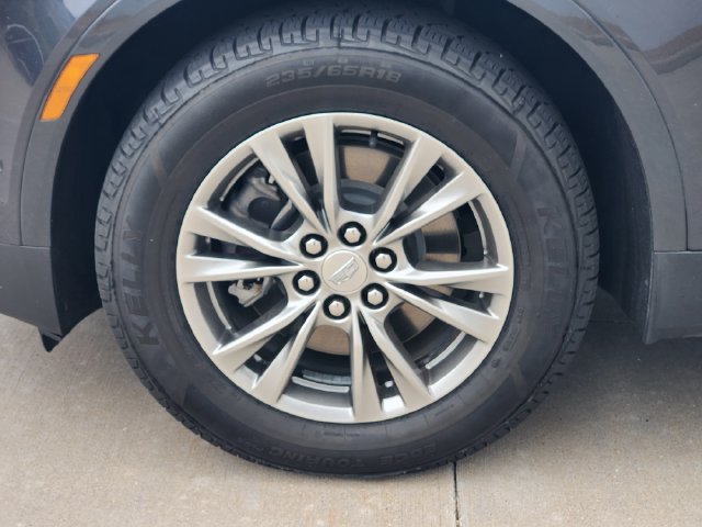 Used 2022 Cadillac XT5 Premium Luxury w/ Technology Package AWD/4WD image 10
