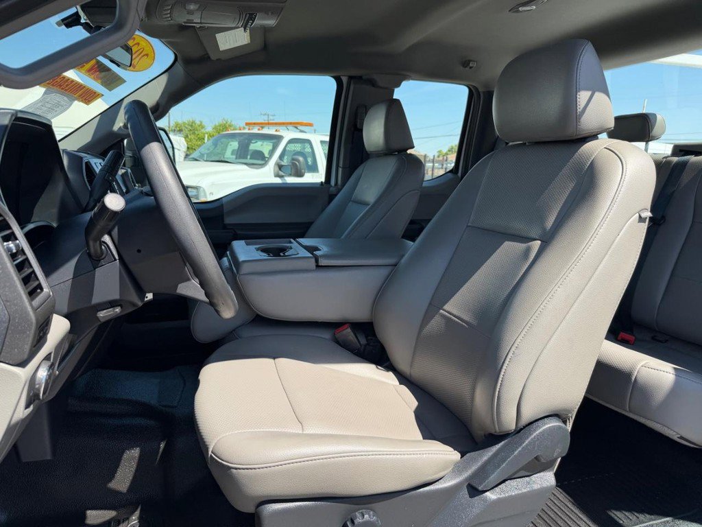 Used 2022 Ford F350 XL w/ Power Equipment Group image 32