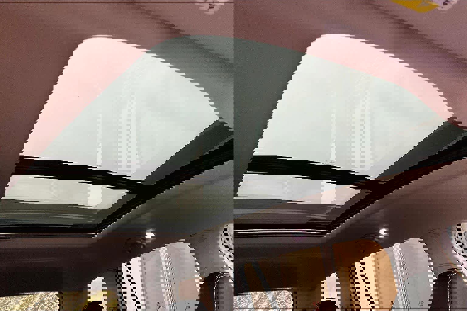 Used 2024 Volkswagen Atlas SEL image 14