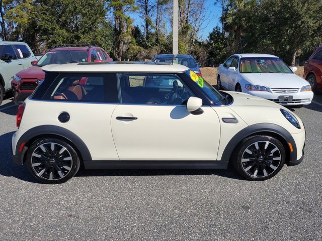 Used 2022 MINI Cooper S image 9