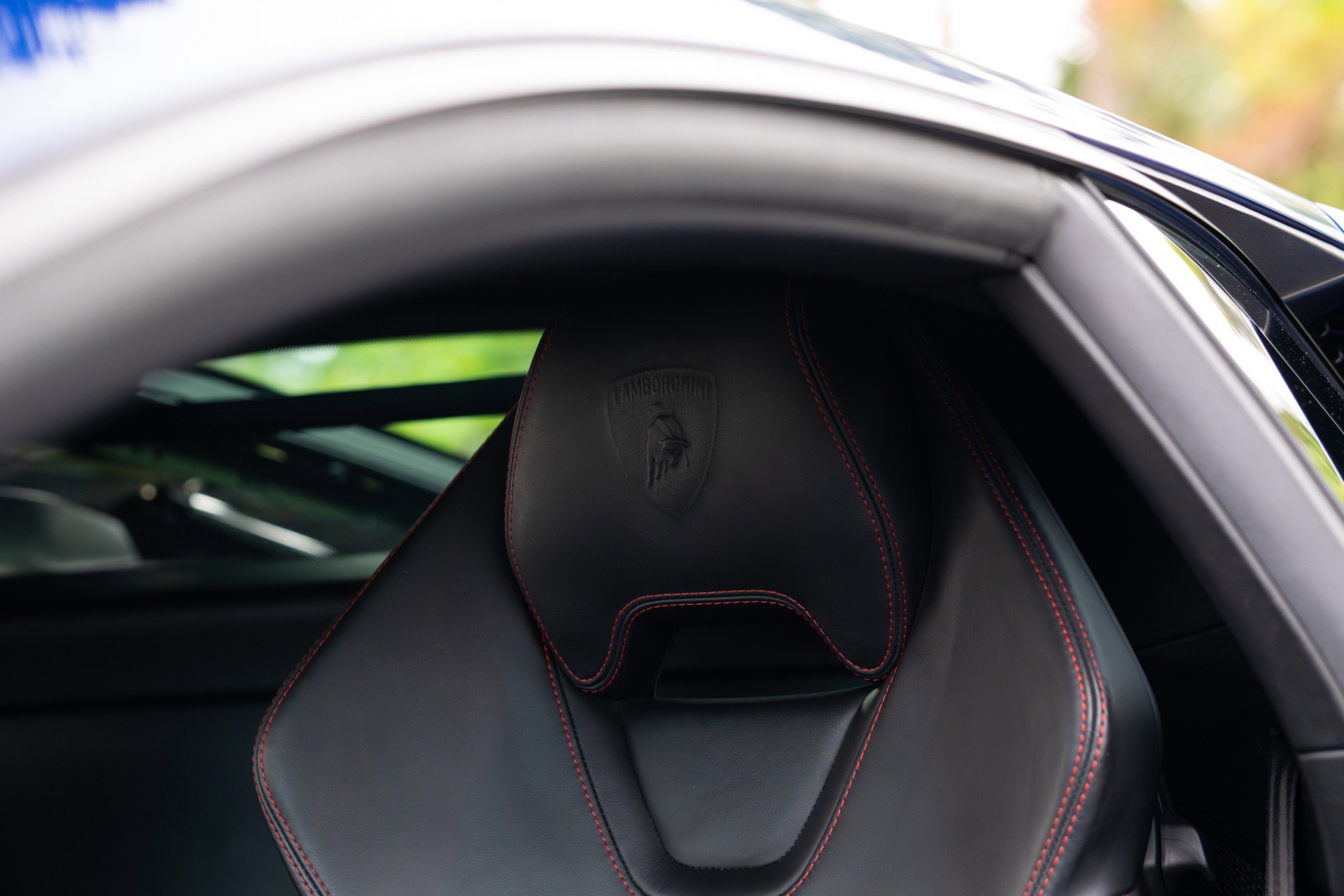Used 2015 Lamborghini Huracan LP 610-4 AWD/4WD image 6