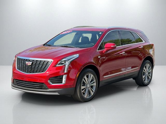 Used 2024 Cadillac XT5 Premium Luxury image 3