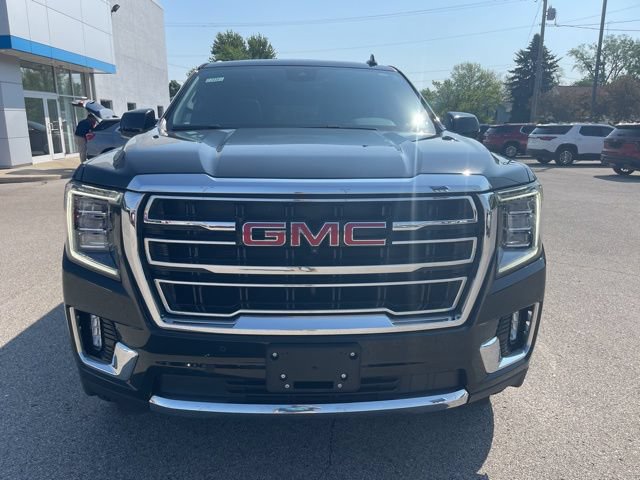 Used 2023 GMC Yukon SLT w/ SLT Premium Package AWD/4WD image 10