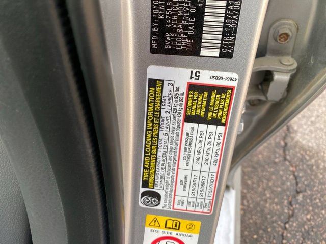 Used 2018 Toyota Camry LE FWD image 23